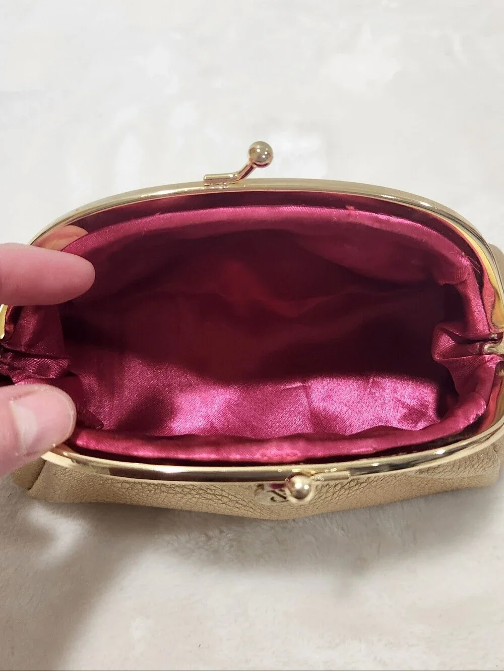Victoria's Secret VS Gold Kiss Lock Pebbled Faux Leather Cosmetic Bag Pouch